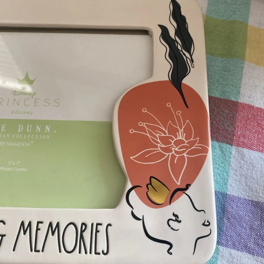 Rae Dunn JUST MAKING MEMORIES 5 x 7 picture frame